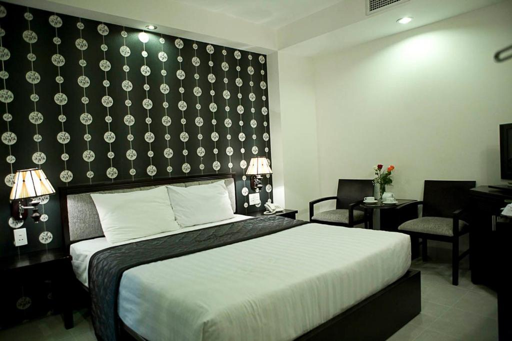 Hoang Vinh Hotel Хошимін Номер фото