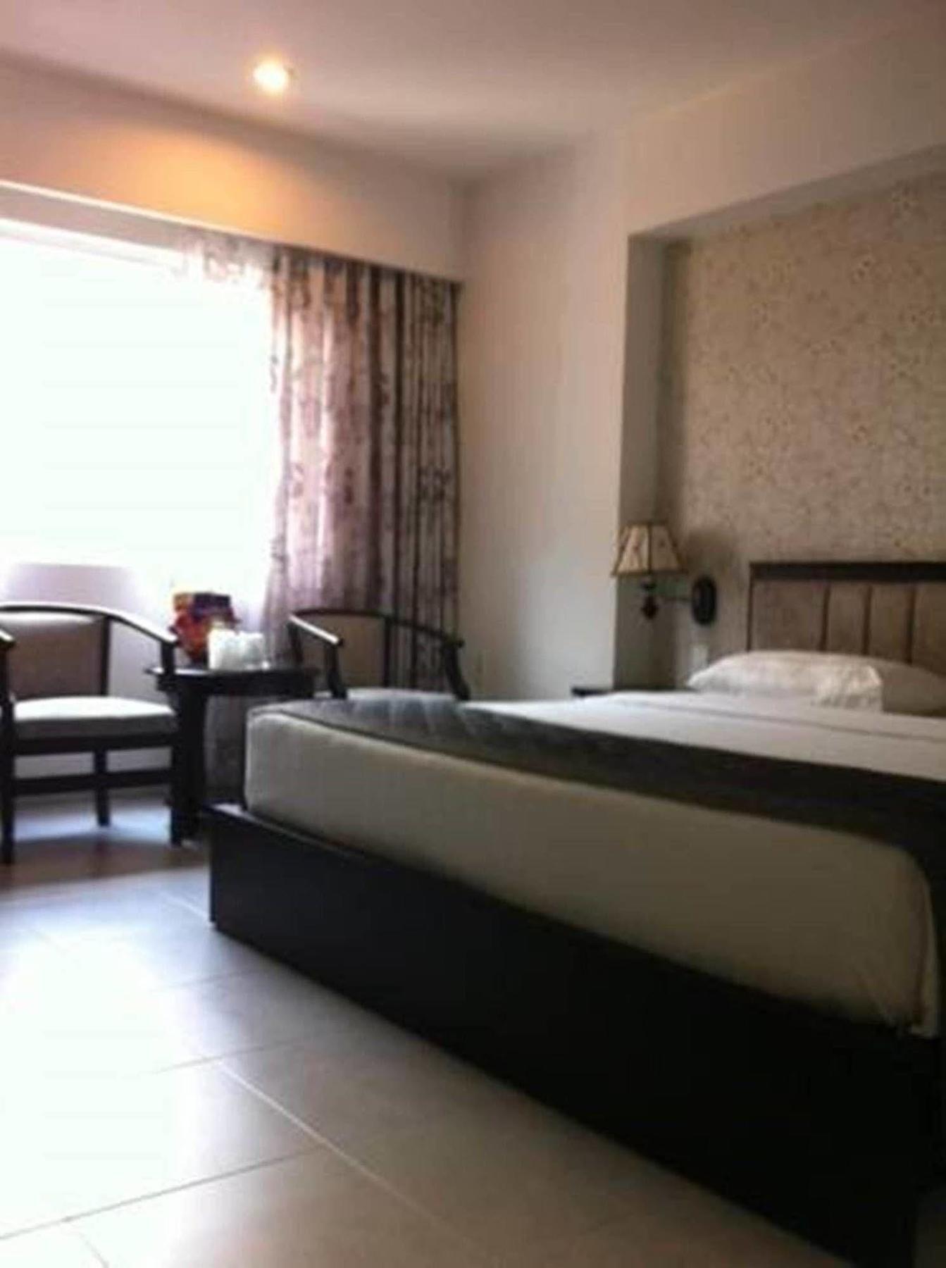 Hoang Vinh Hotel Хошимін Екстер'єр фото